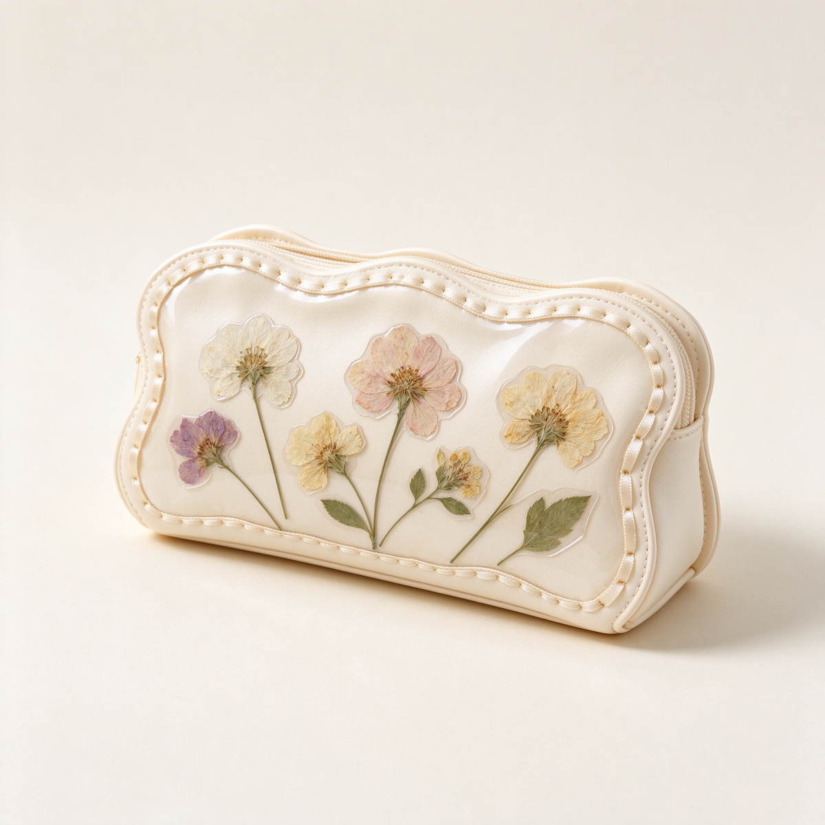Cream Dried Flower Window Pencil Case